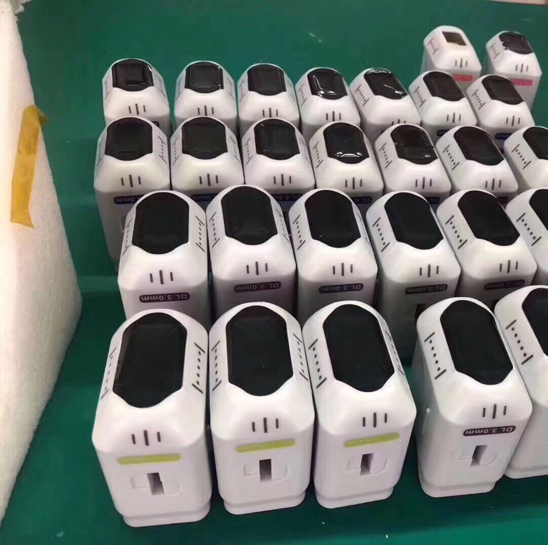 4d Hifu-Patrone 12 Zeilen 2000 – 4D Hifu Machine Skin Tightening Bewertung und Preis